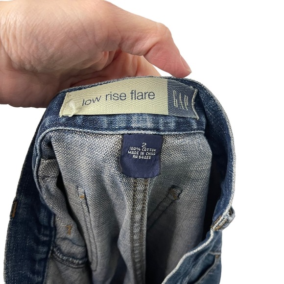 Women's Low Rise Flare Gap jeans with vintage look with unique pockets - Picture 6 of 7